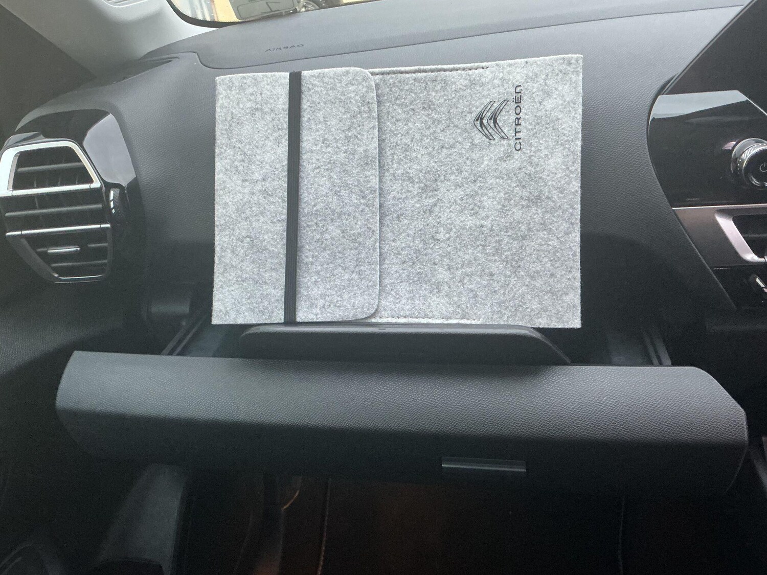 Used Citroen e-C4 2023 for sale - 77306088: Photo 28