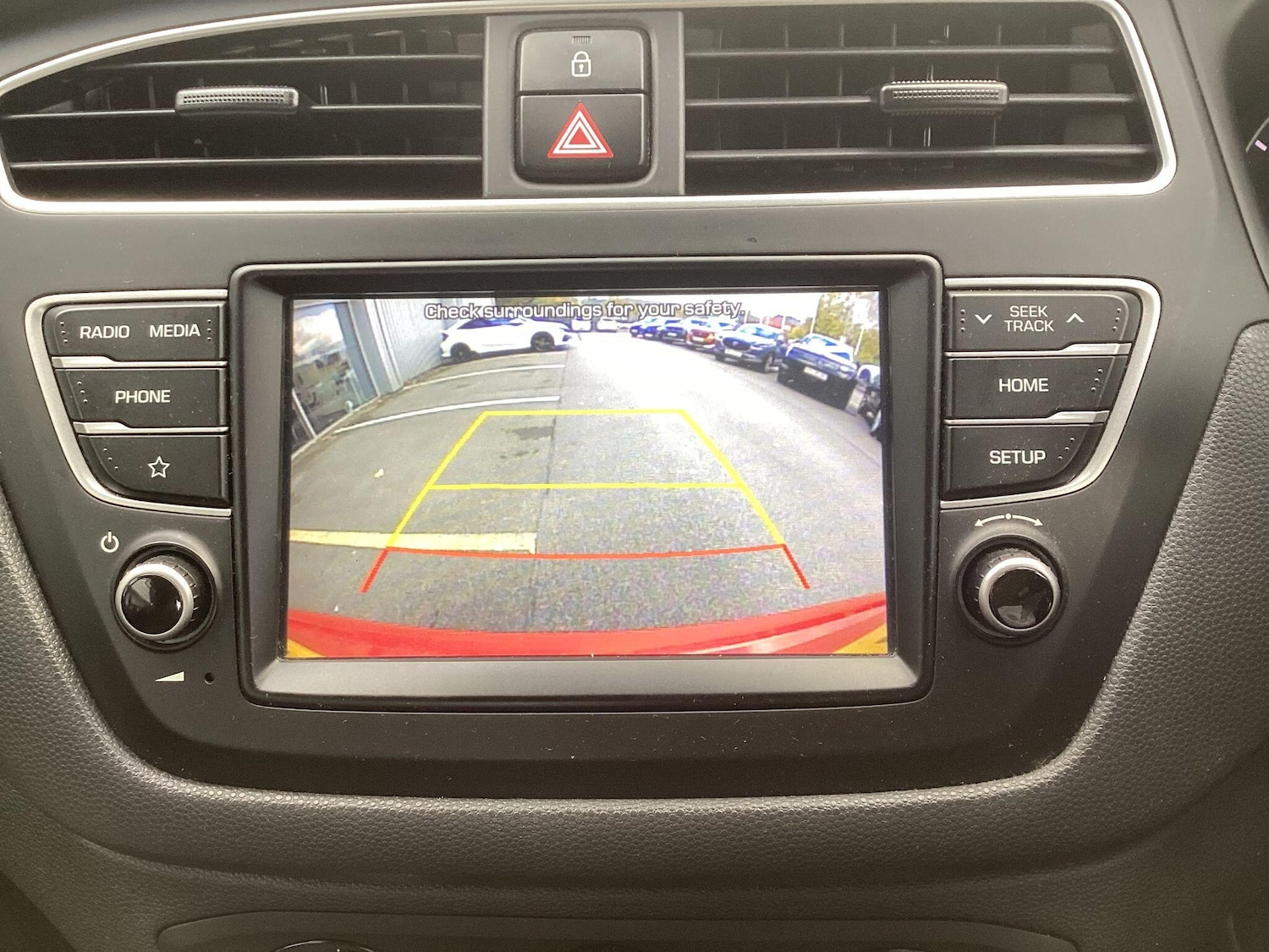 Used Hyundai i20 2018 for sale - 76408387: Photo 24