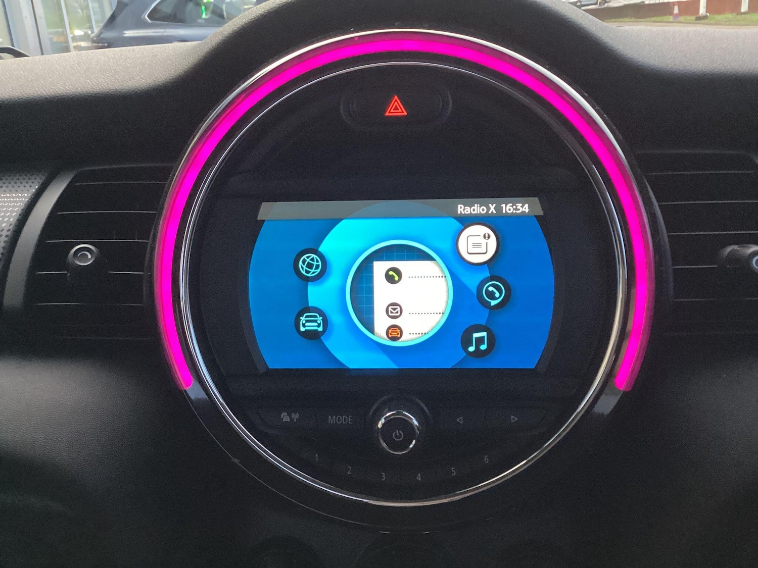 Used MINI Hatch 2018 for sale - 76701237: Photo 21