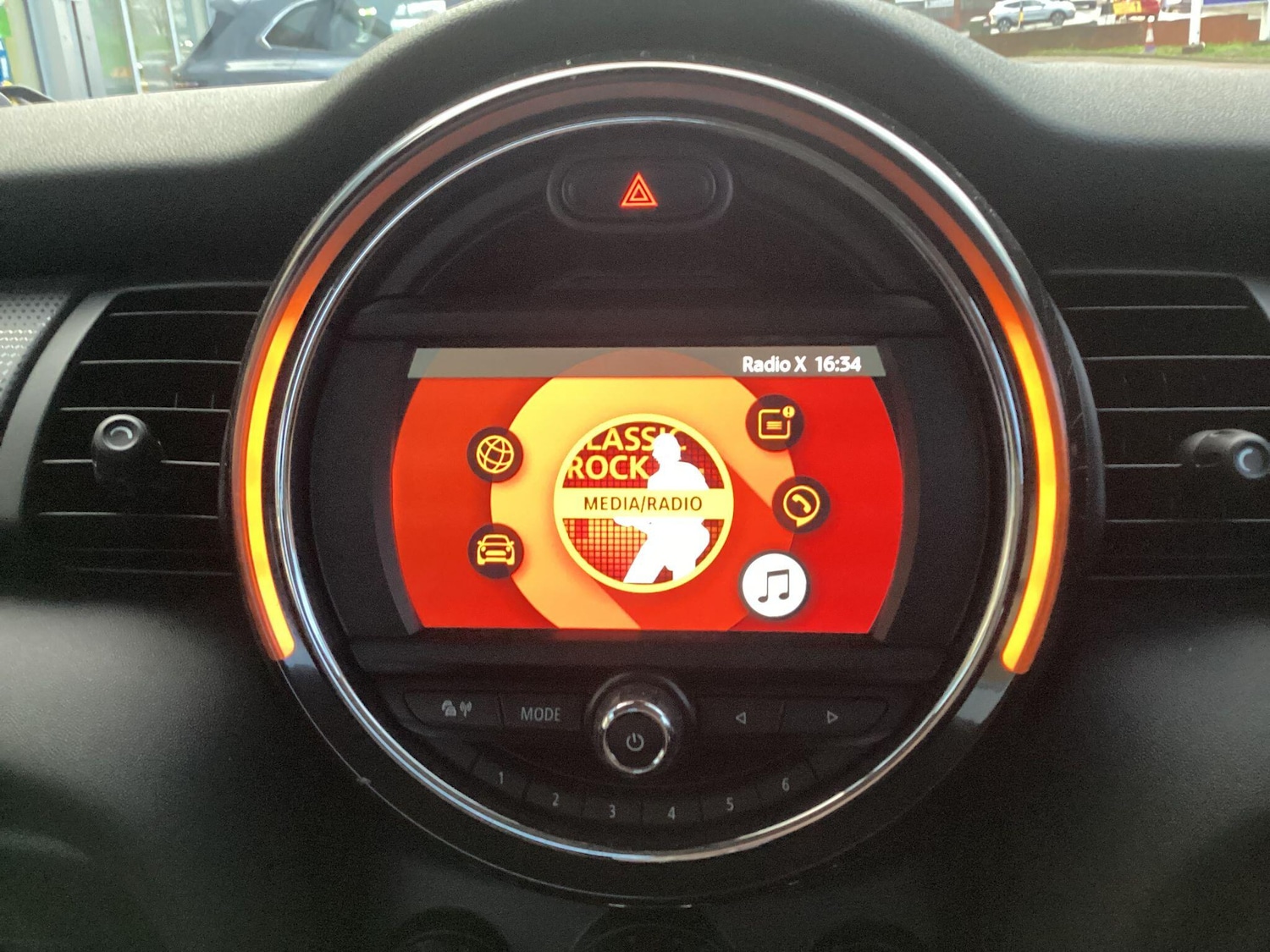 Used MINI Hatch 2018 for sale - 76701237: Photo 23