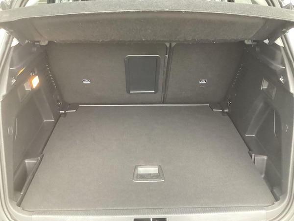 Used Peugeot 3008 2018 for sale - 76189054: Photo 10