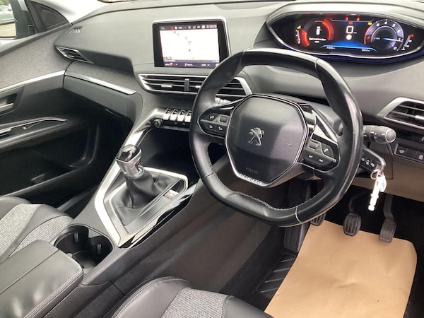 Used Peugeot 3008 2018 for sale - 76189054: Photo 14
