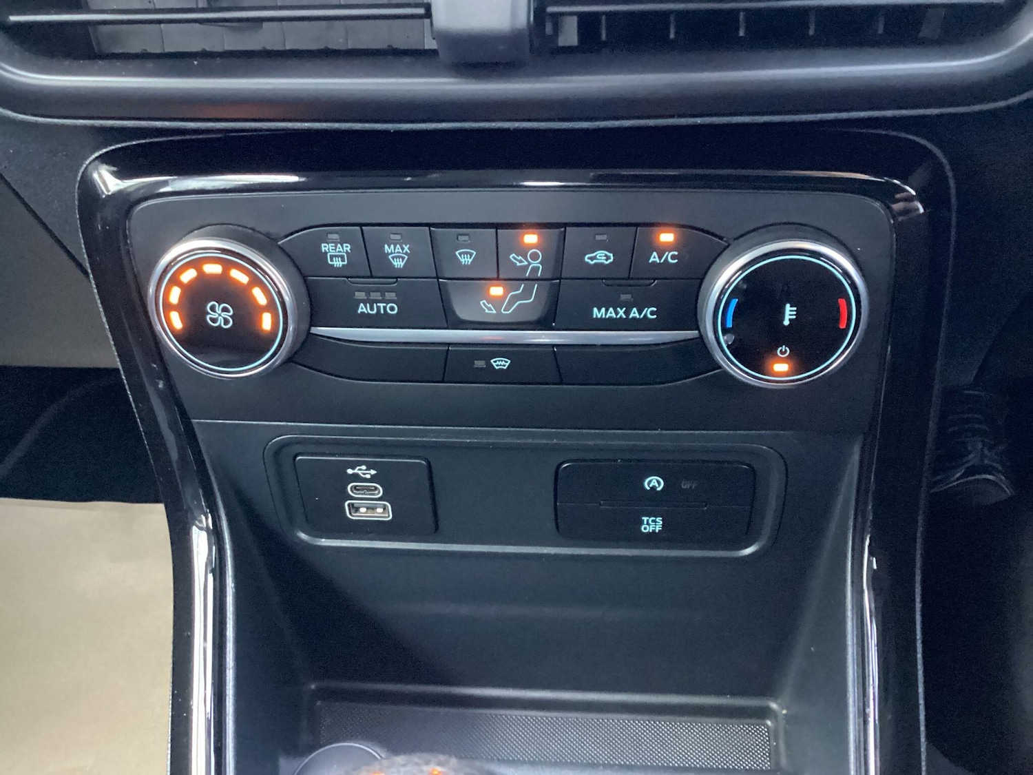 Used Ford Ecosport 2022 for sale - 76701234: Photo 29