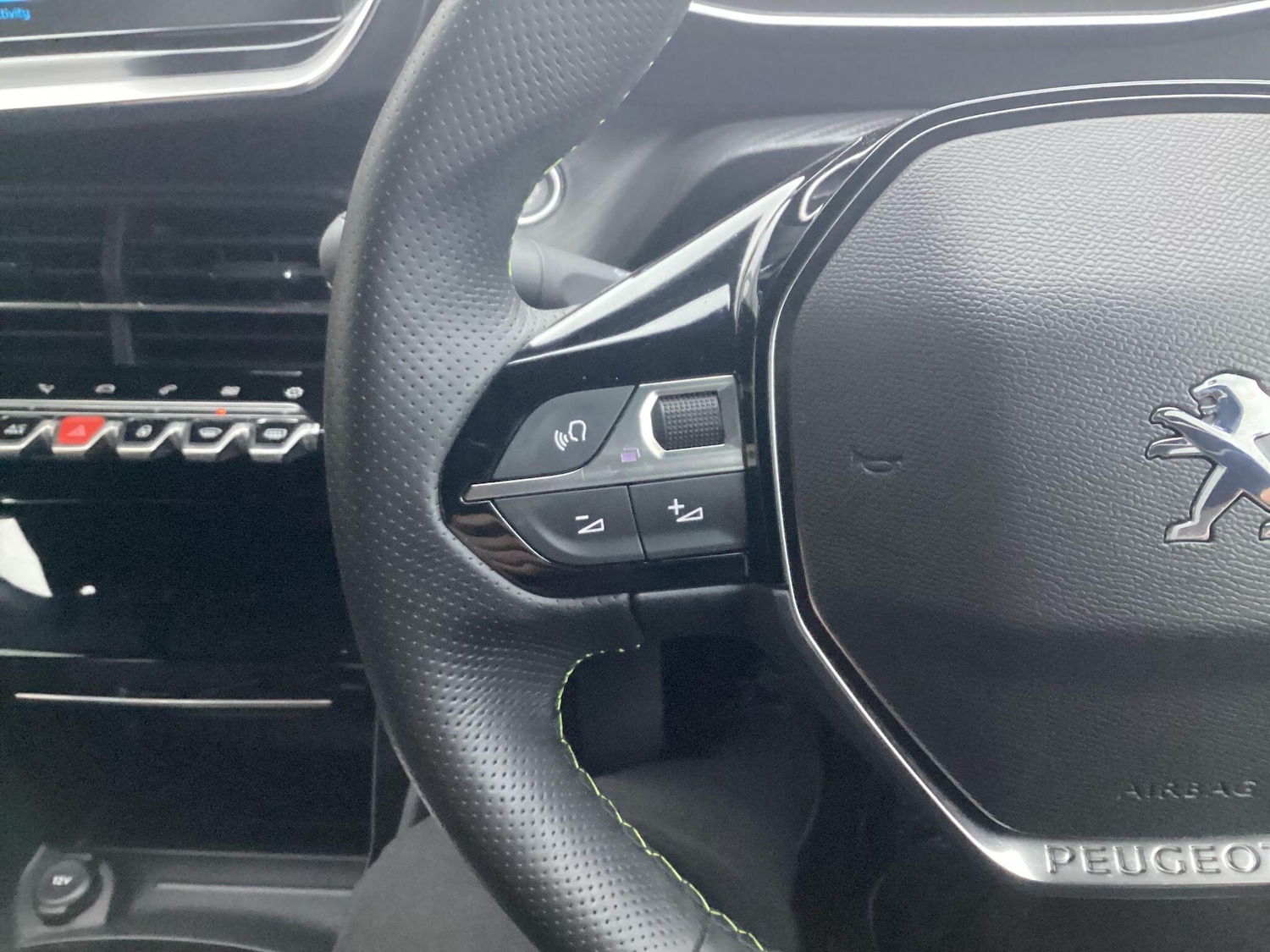 Used Peugeot 208 2022 for sale - 77376735: Photo 19