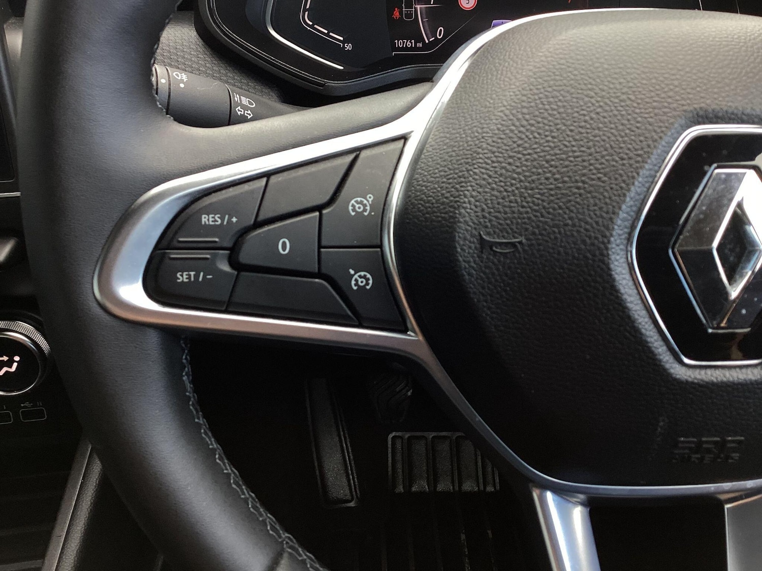 Used Renault Clio 2023 for sale - 76013789: Photo 19