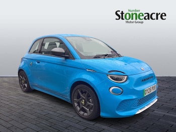 2025 (25) - New Abarth 500e Hb 42kwh 152hp 3-Door