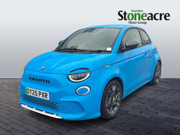 Used Abarth 500 2025 for sale - 75506860: Photo 3