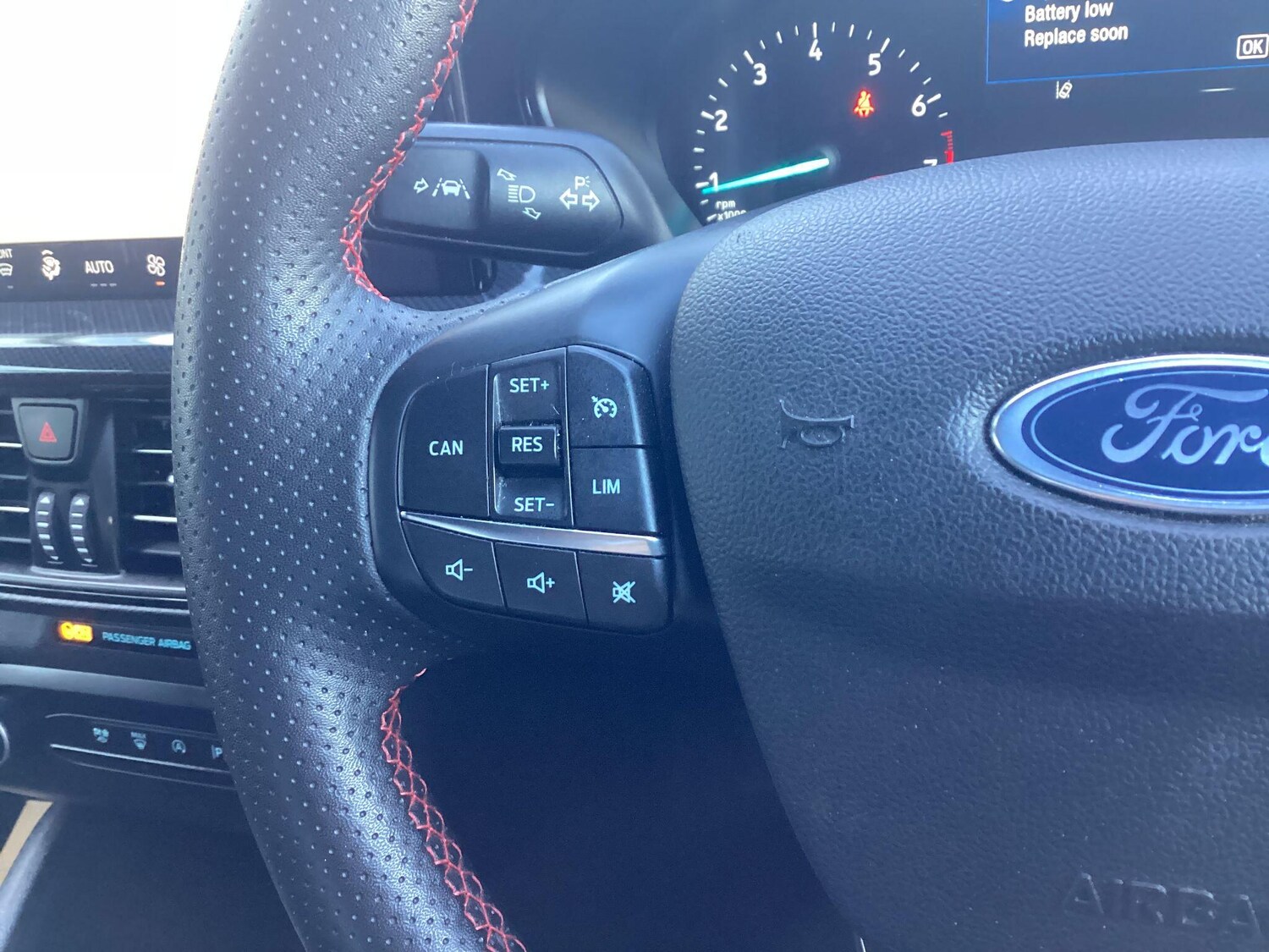 Used Ford Focus 2023 for sale - 76399046: Photo 16