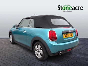Used MINI Convertible 2018 for sale - 76440633: Photo