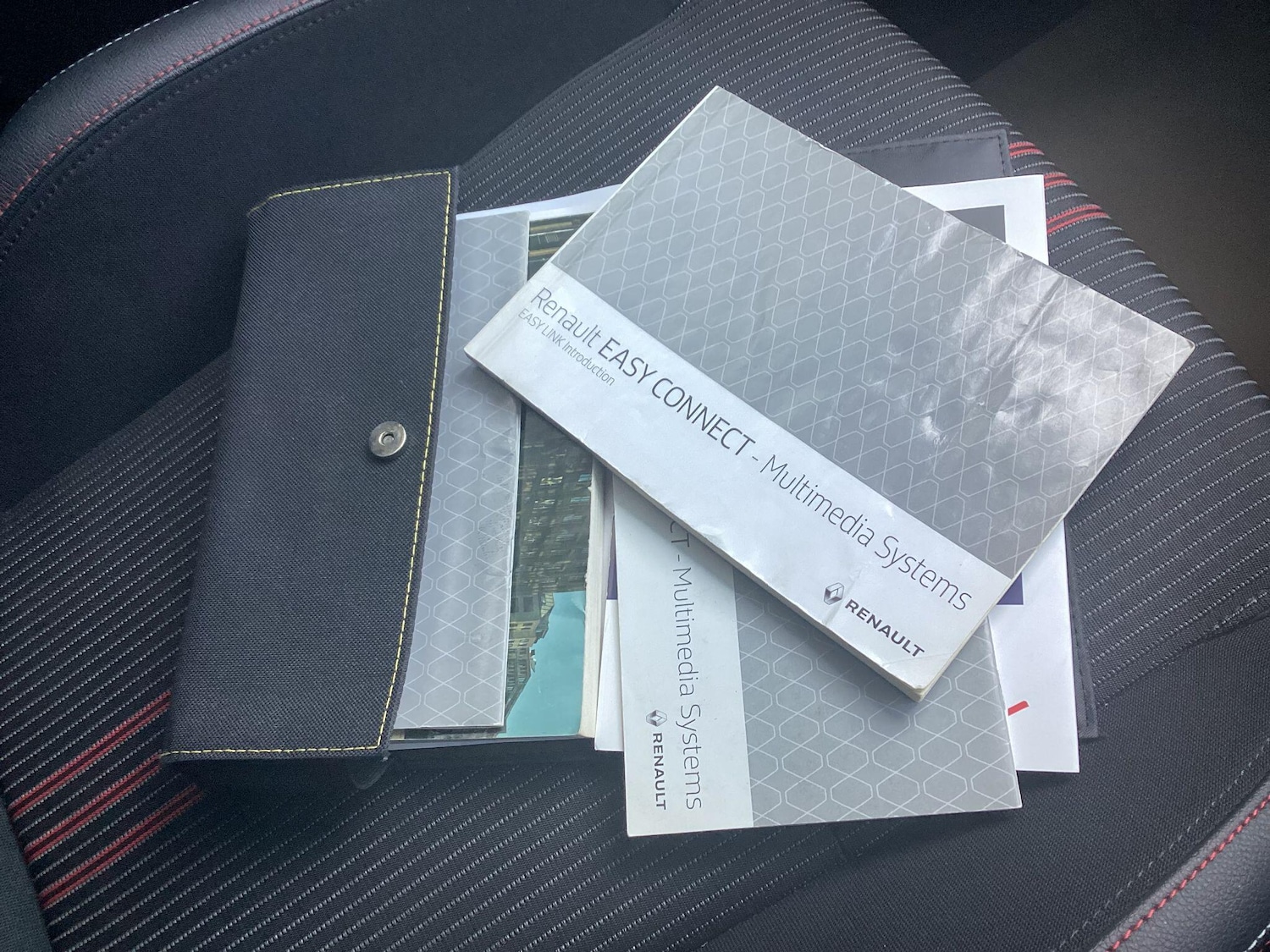 Used Renault Clio 2019 for sale - 78185435: Photo 30