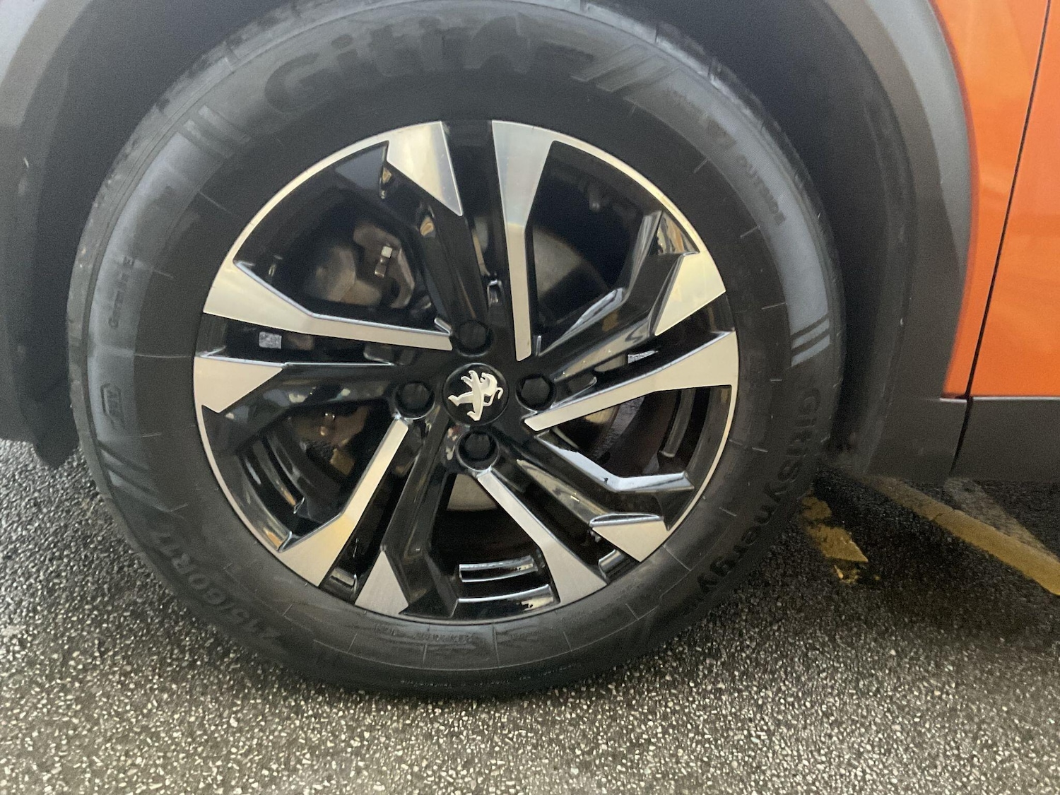 Used Peugeot E-2008 2023 for sale - 77345608: Photo 10