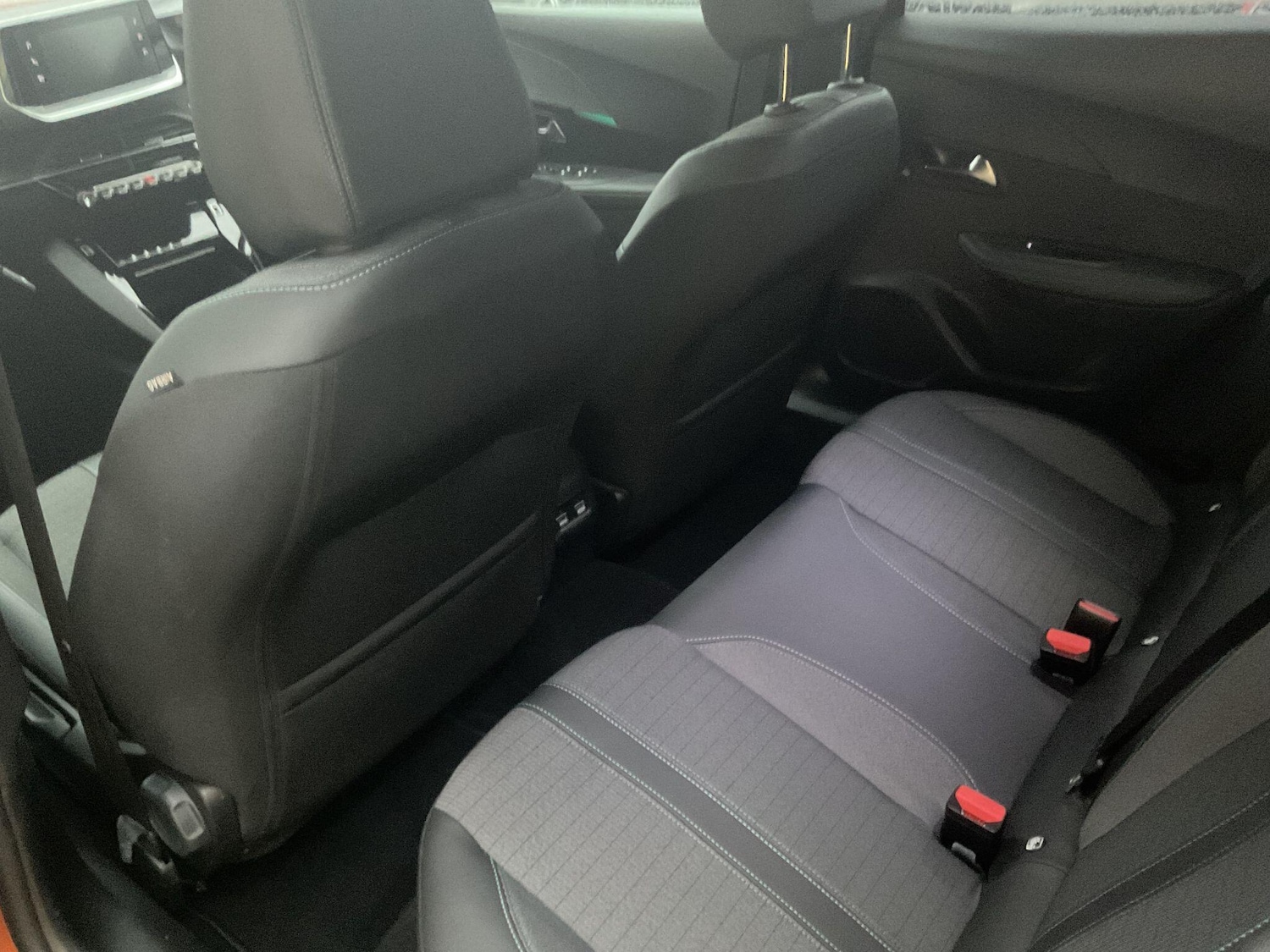 Used Peugeot E-2008 2023 for sale - 77345608: Photo 12