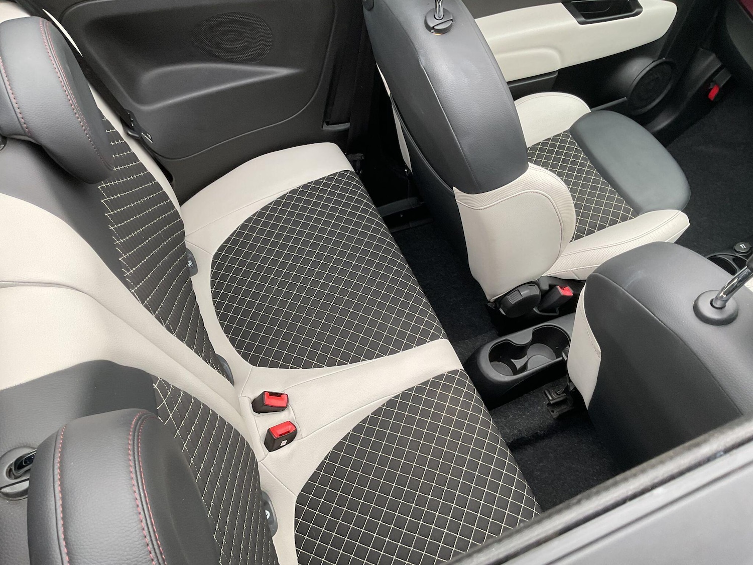 Used Fiat 500C 2020 for sale - 77120260: Photo 16