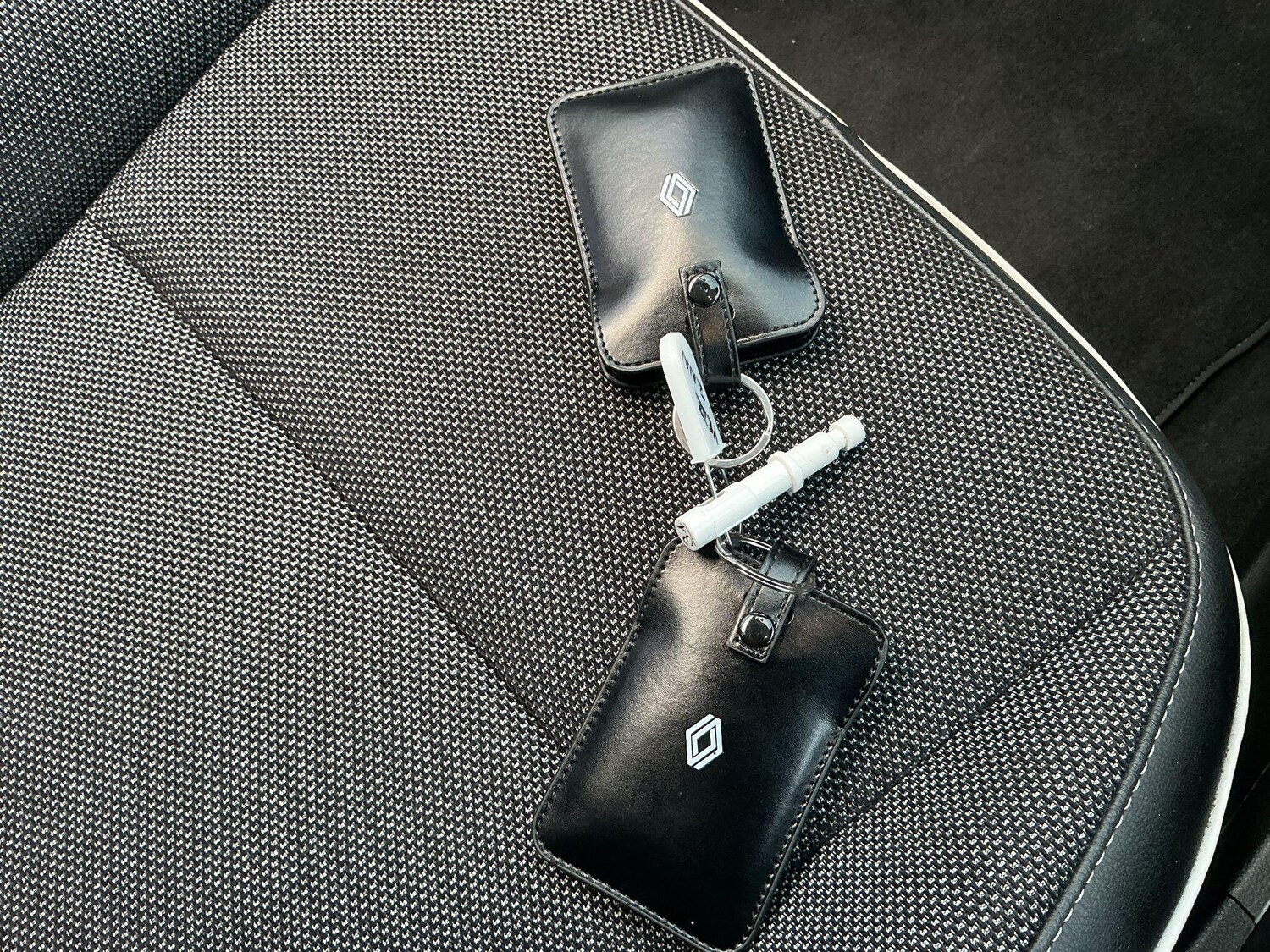 Used Renault Captur 2022 for sale - 76701912: Photo 29