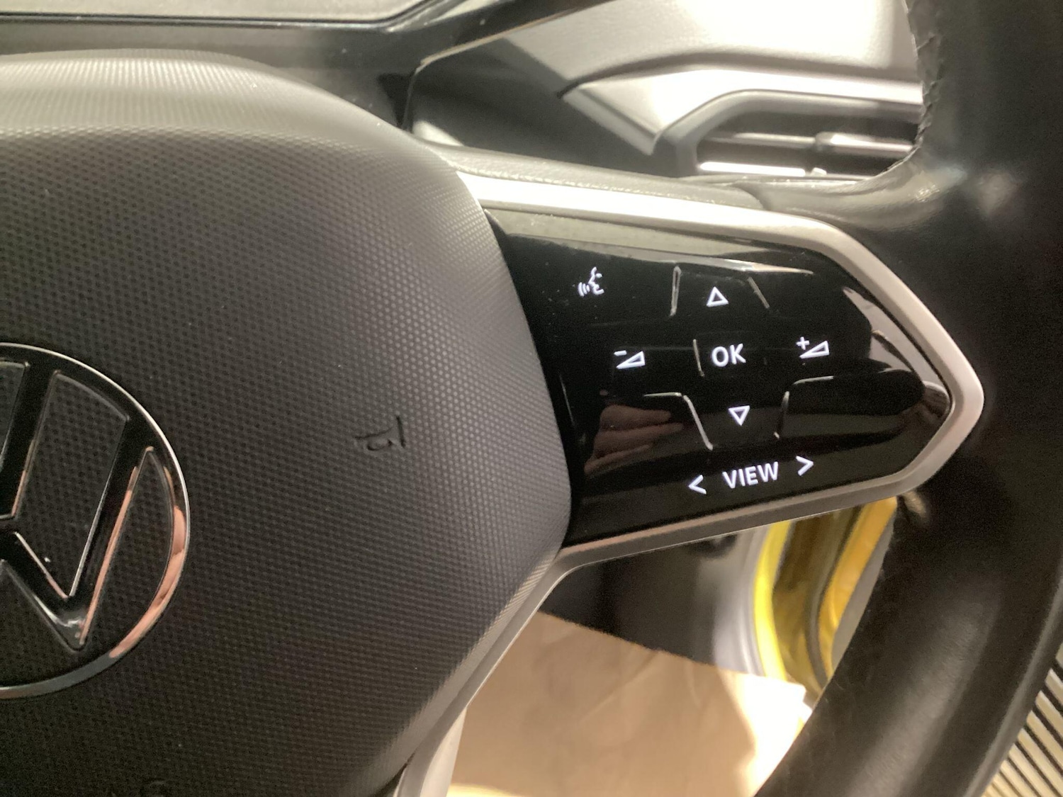 Used Volkswagen ID.4 2021 for sale - 76512883: Photo 16