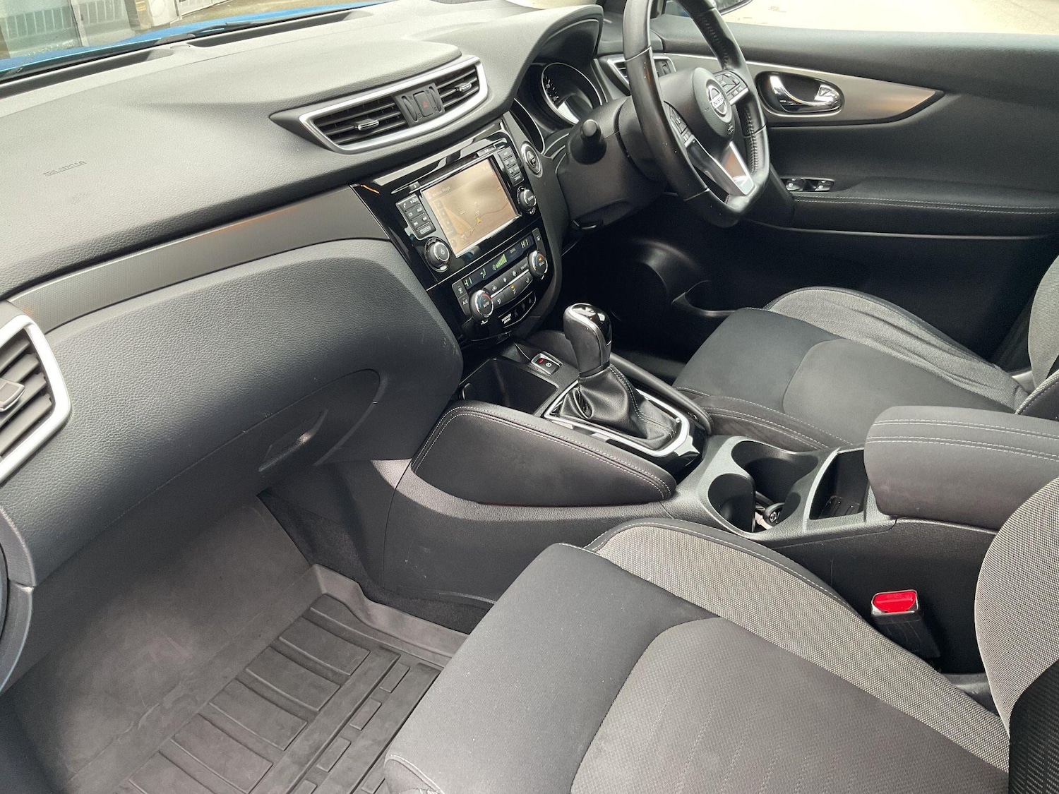 Used Nissan Qashqai for sale - 77768211: Photo 22