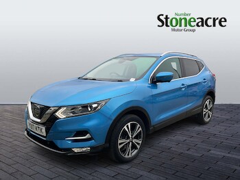 Used Nissan Qashqai 2017 for sale - 77768211: Photo