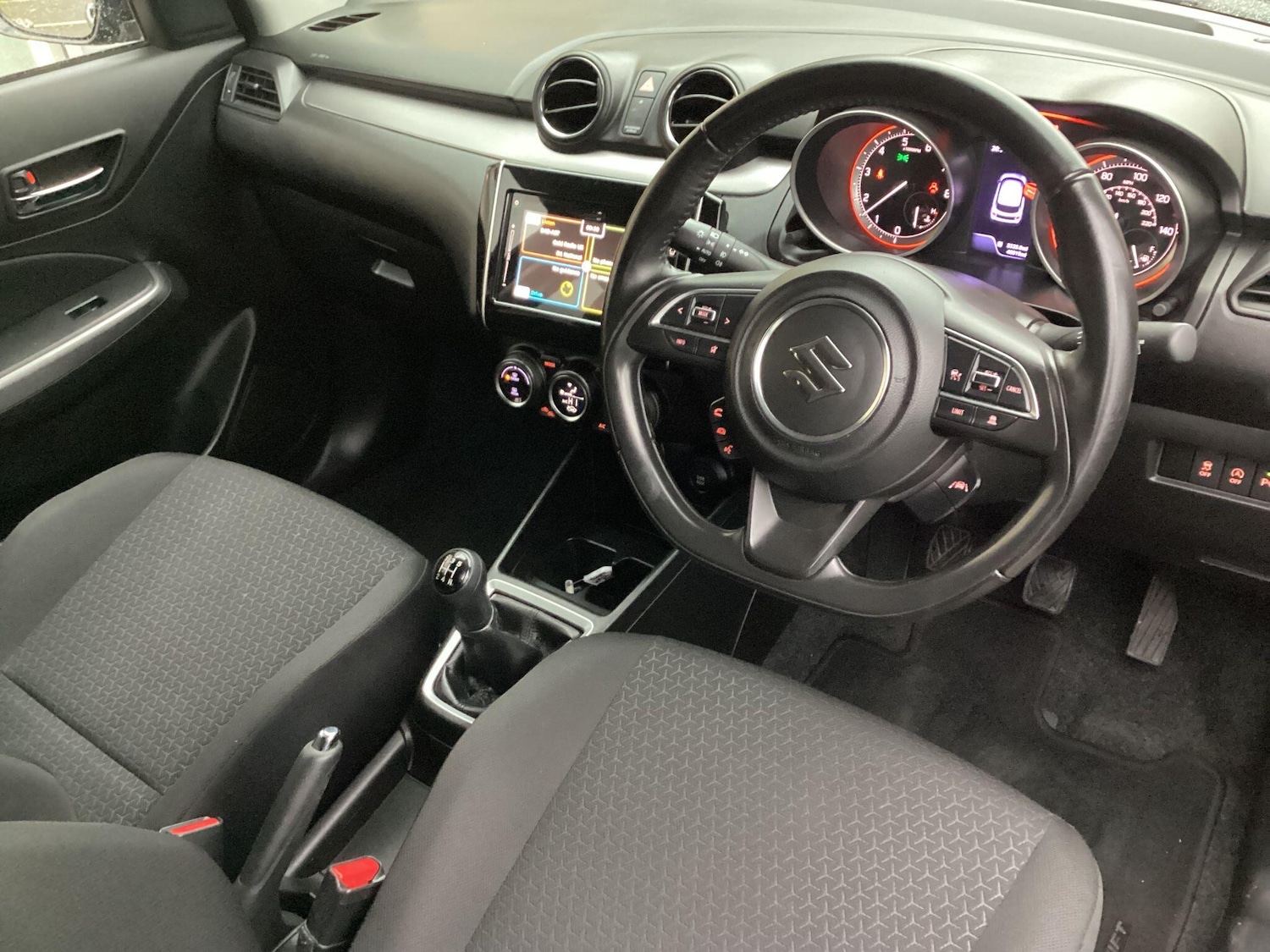 Used Suzuki Swift 2021 for sale - 76701241: Photo 14