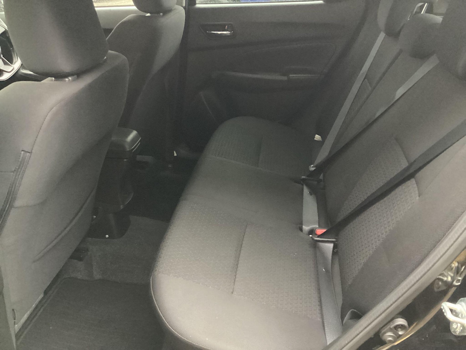 Used Suzuki Swift 2021 for sale - 76701241: Photo 15