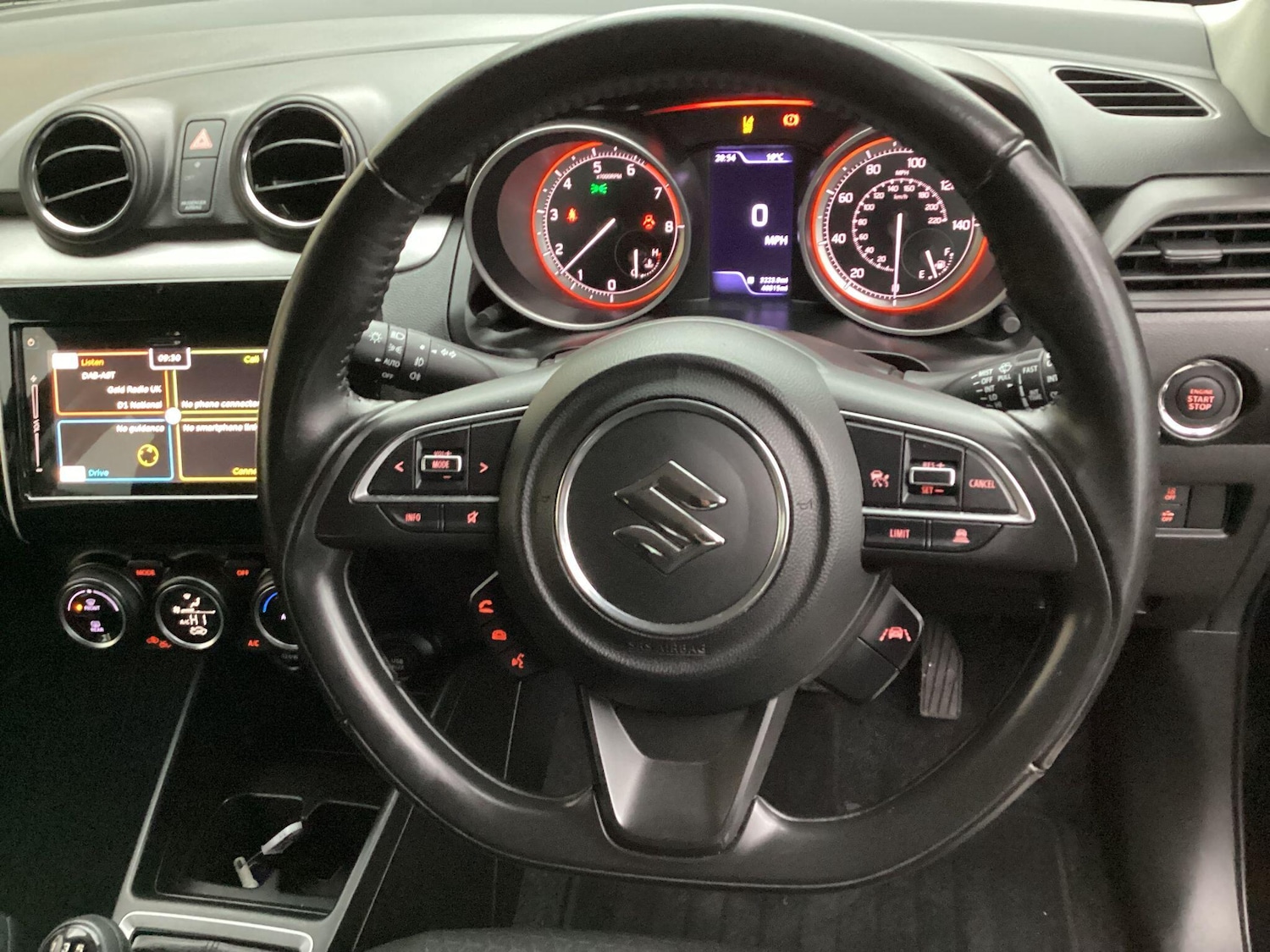 Used Suzuki Swift 2021 for sale - 76701241: Photo 32