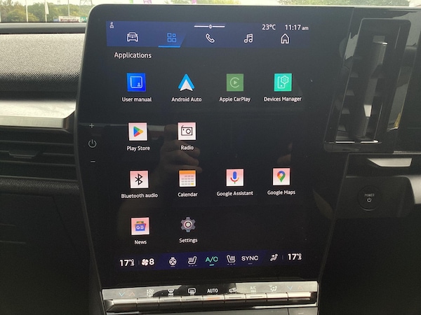 Used Renault Scenic E-Tech 2024 for sale - 76094224: Photo 31