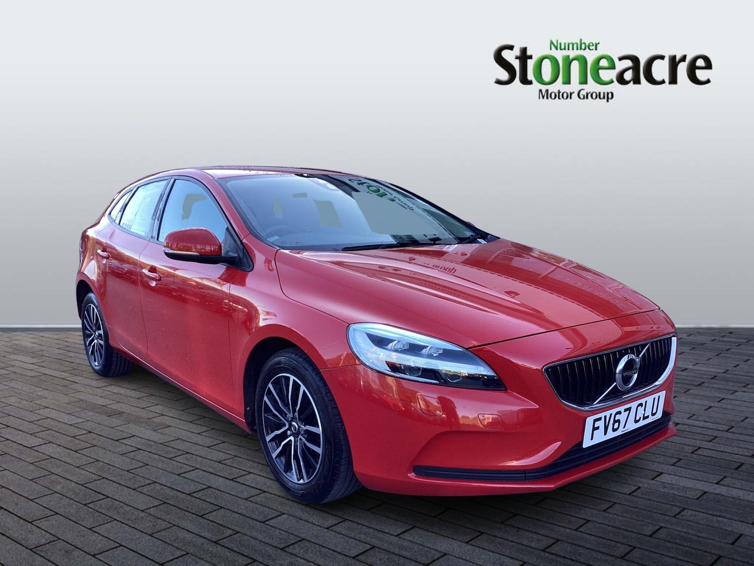 Used Volvo V40 2017 for sale - 76059909: Photo 1