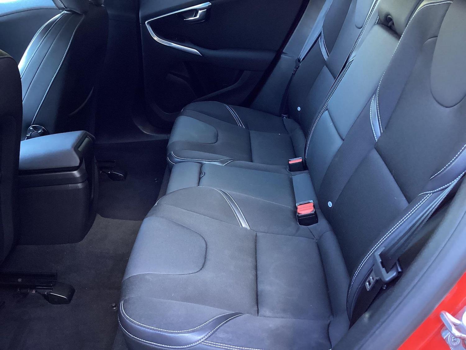 Used Volvo V40 2017 for sale - 76059909: Photo 13