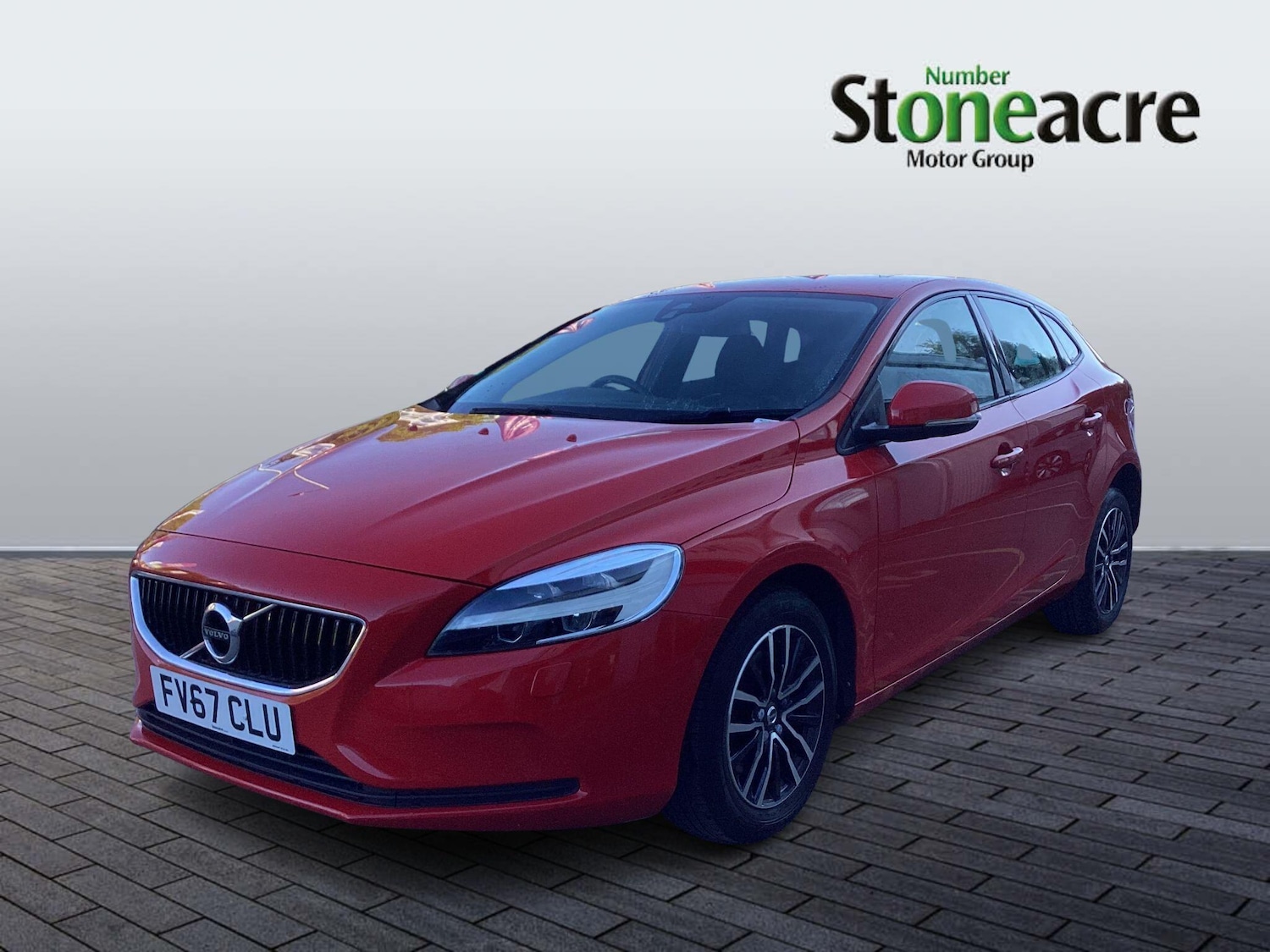 Used Volvo V40 2017 for sale - 76059909: Photo 3