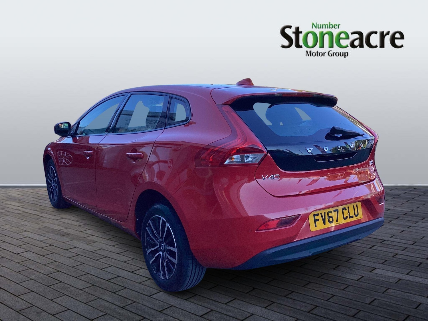 Used Volvo V40 2017 for sale - 76059909: Photo 4