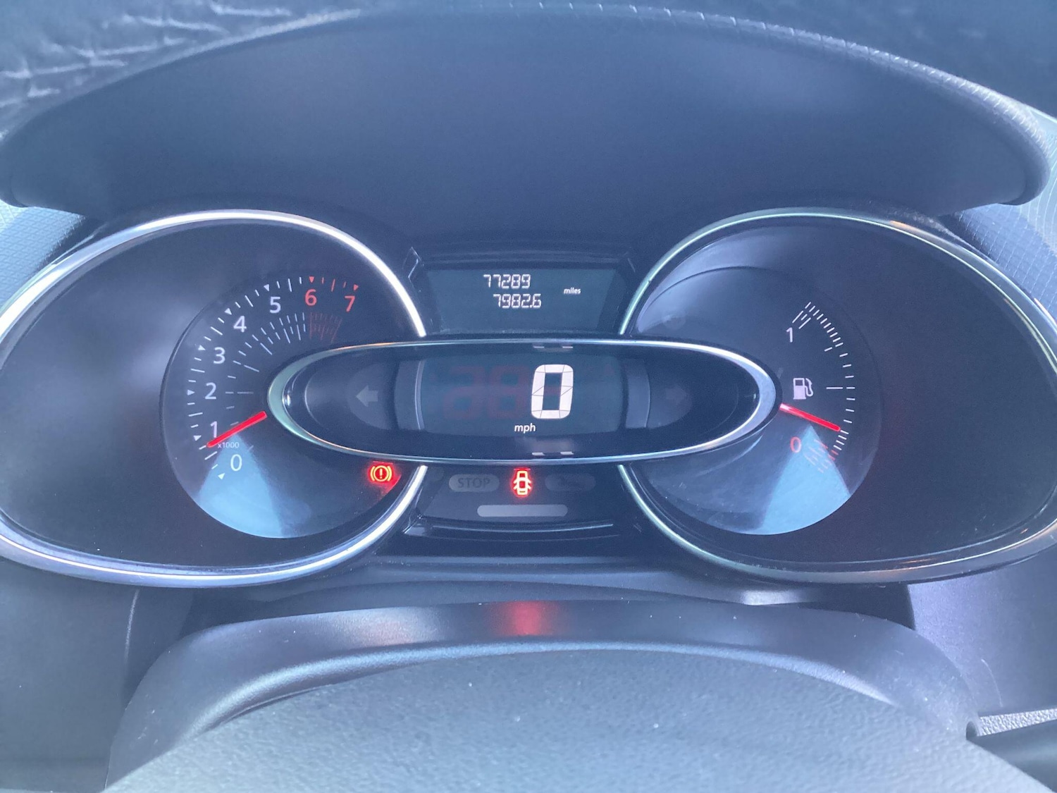 Used Renault Clio 2017 for sale - 76786667: Photo 17