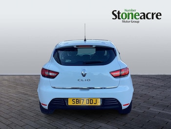 Used Renault Clio 2017 for sale - 76786667: Photo