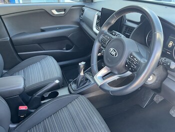 Used Kia Stonic 2021 for sale - 78447704: Photo