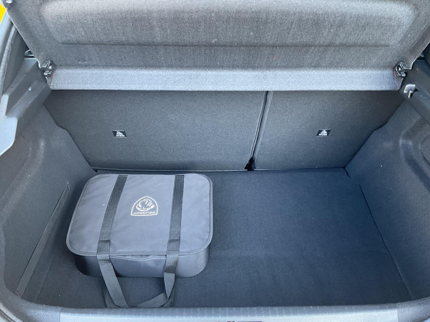 Used Peugeot E-208 2023 for sale - 77769220: Photo 10