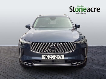 Used Volvo XC90 2025 for sale - 76485357: Photo