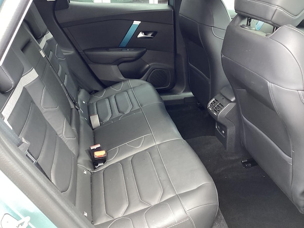 Used Citroen e-C4 2022 for sale - 76189750: Photo 10