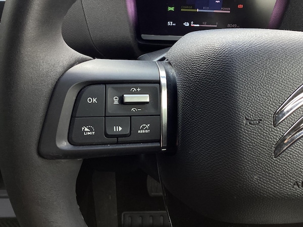 Used Citroen e-C4 2022 for sale - 76189750: Photo 15