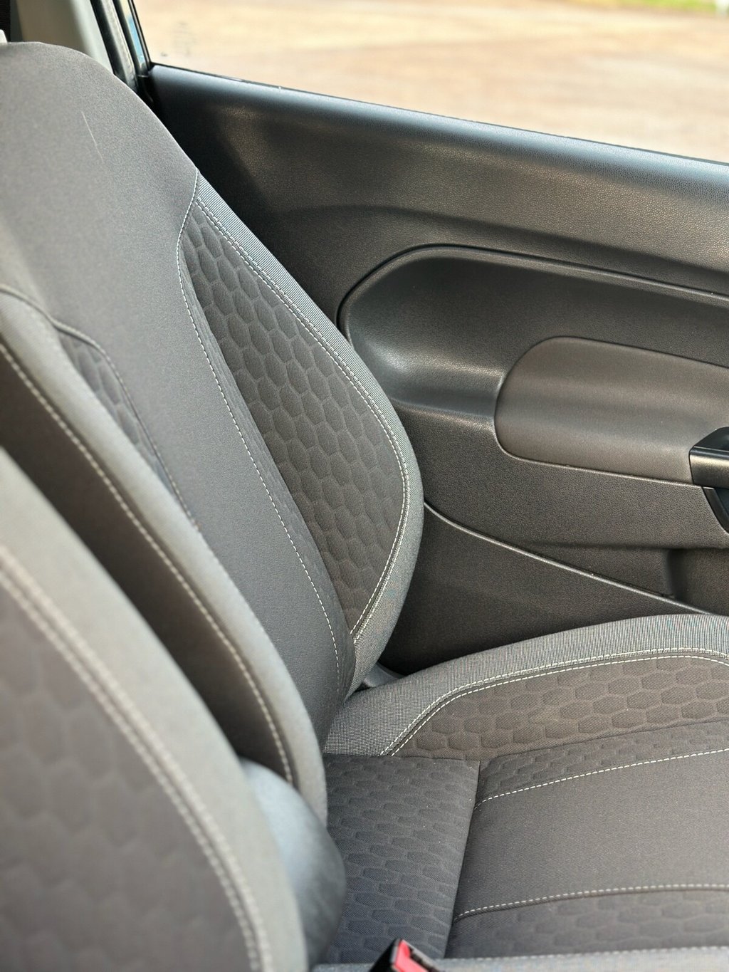 Used Ford Fiesta 2016 for sale - 78095787: Photo 5