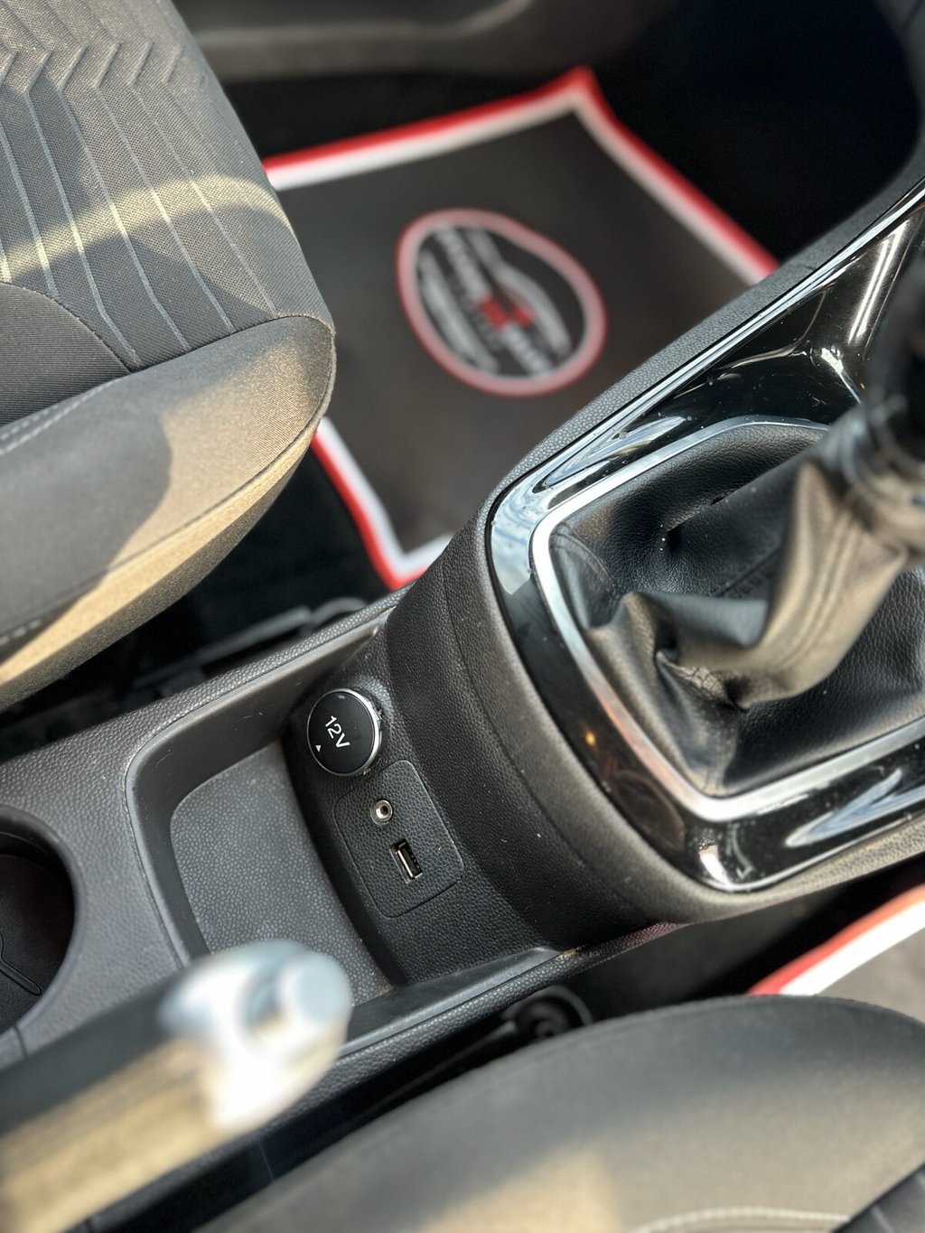 Used Ford Fiesta 2015 for sale - 76821087: Photo 28