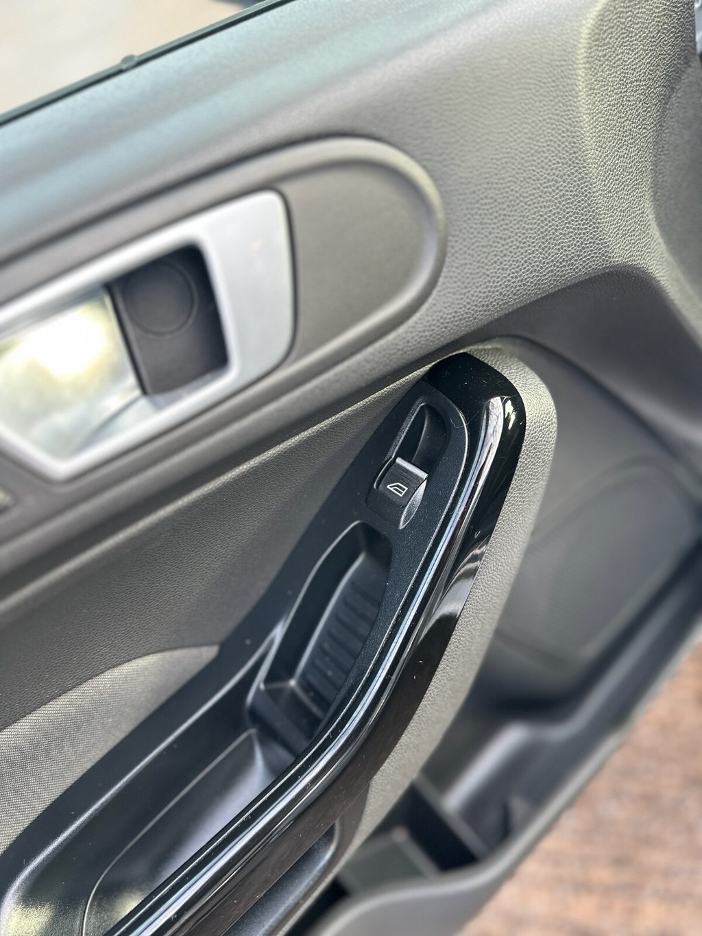 Used Ford Fiesta 2015 for sale - 76821087: Photo 42