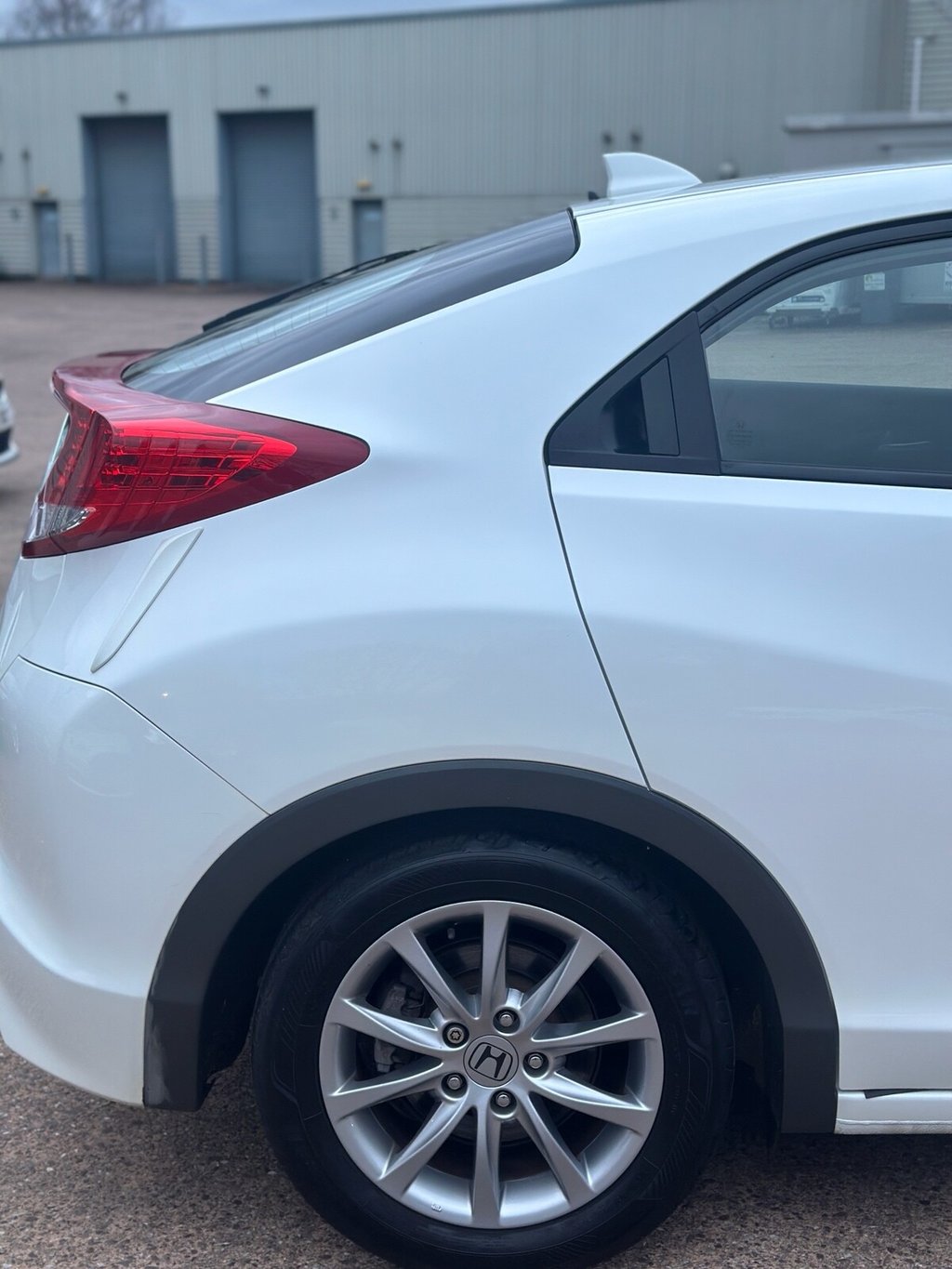 Used Honda Civic 2013 for sale - 77408510: Photo 3