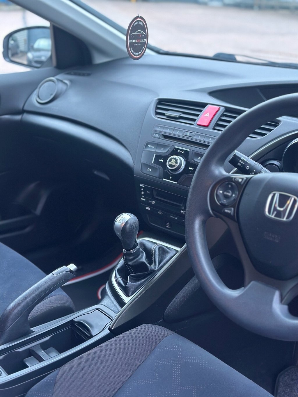 Used Honda Civic 2013 for sale - 77408510: Photo 4