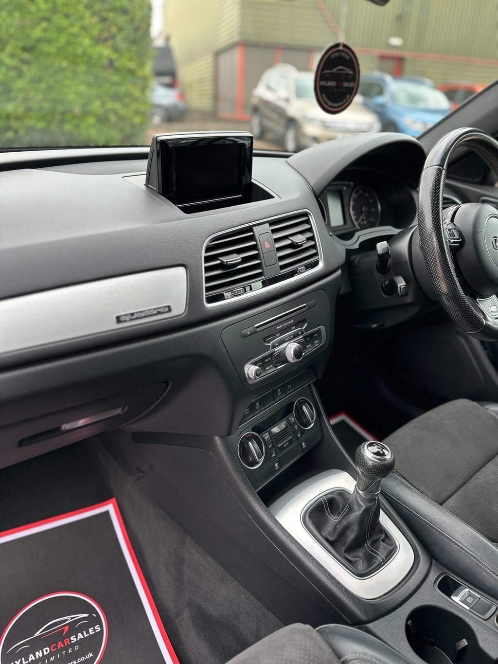Used Audi Q3 2015 for sale - 75799865: Photo 42