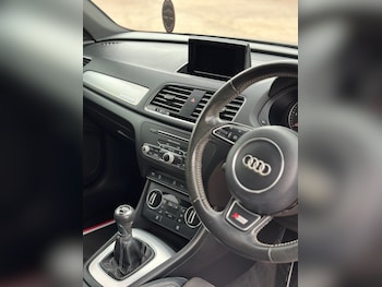 Used Audi Q3 2015 for sale - 75799865: Photo 4