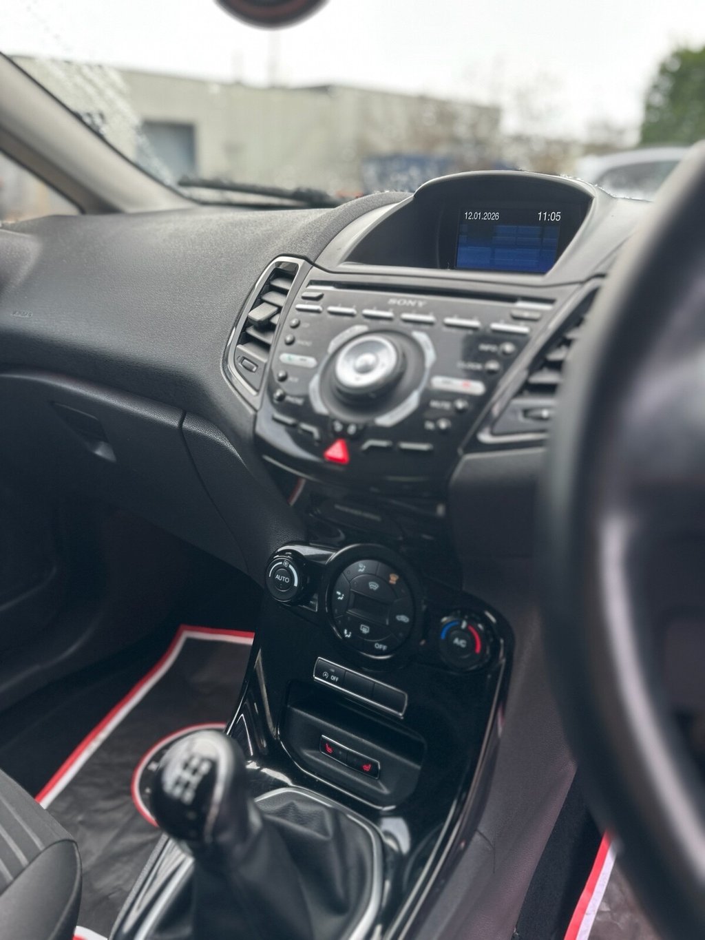 Used Ford Fiesta 2014 for sale - 77355833: Photo 26