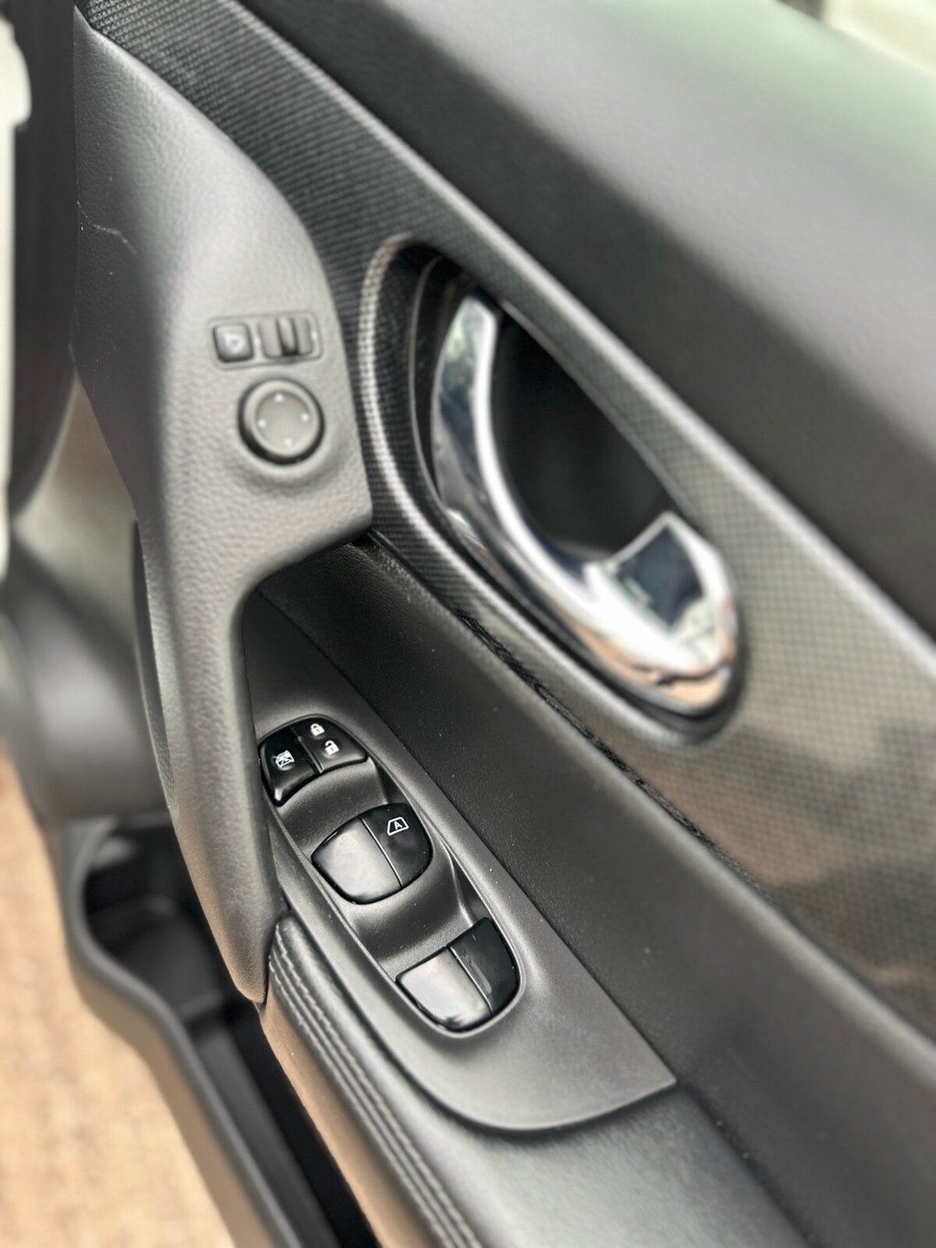 Used Nissan X-Trail 2014 for sale - 76245371: Photo 37