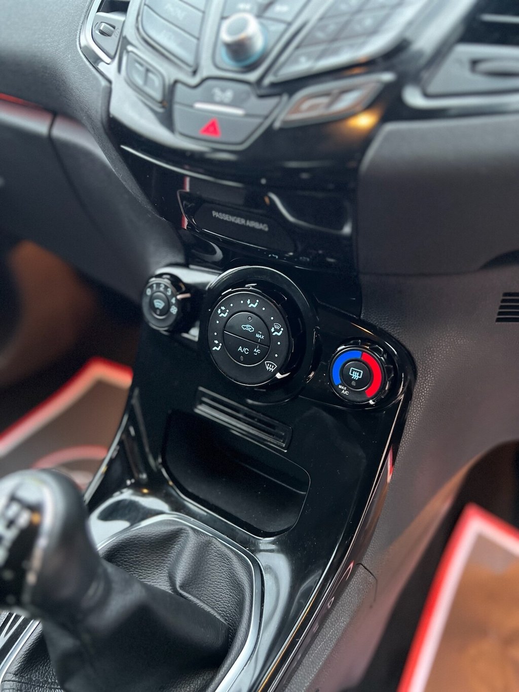 Used Ford Fiesta 2015 for sale - 77672698: Photo 25