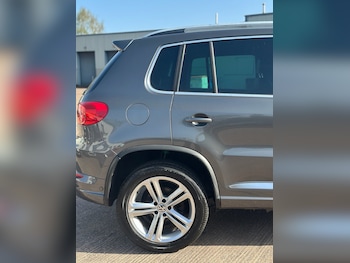 Used Volkswagen Tiguan 2014 for sale - 78167402: Photo