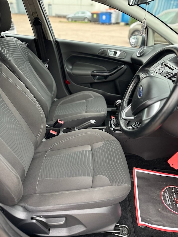 Used Ford Fiesta 2017 for sale - 76267365: Photo 19