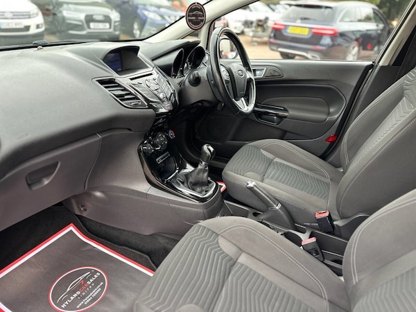 Used Ford Fiesta 2017 for sale - 76267365: Photo 40
