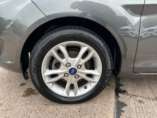 Used Ford Fiesta 2017 for sale - 76267365: Photo 44